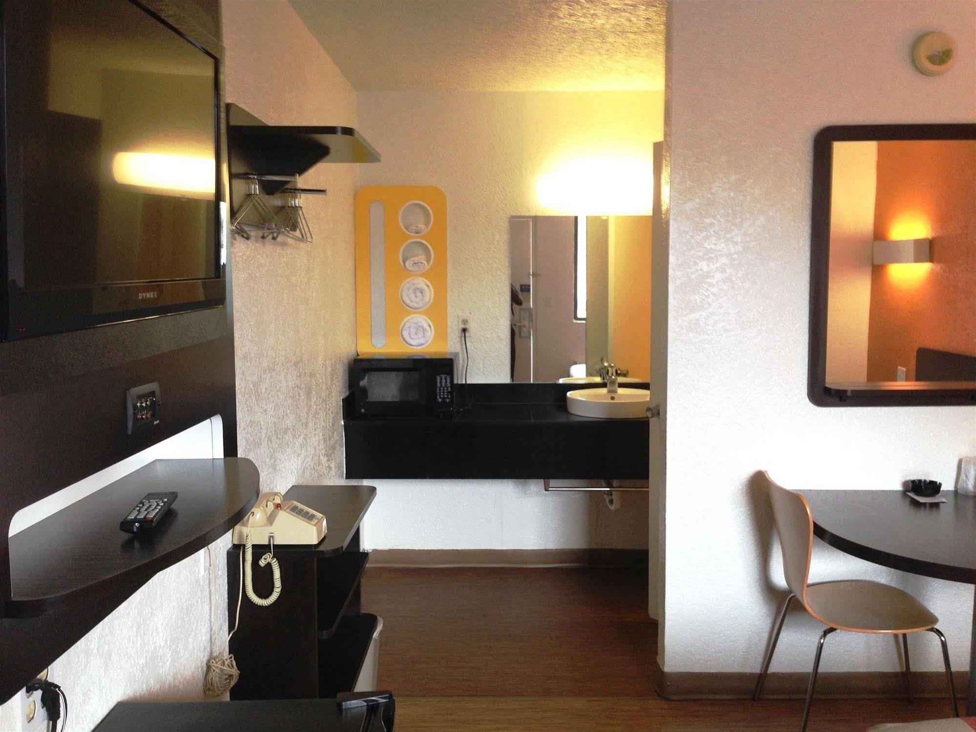 Motel 6-Oklahoma City, Ok - Frontier City Ngoại thất bức ảnh