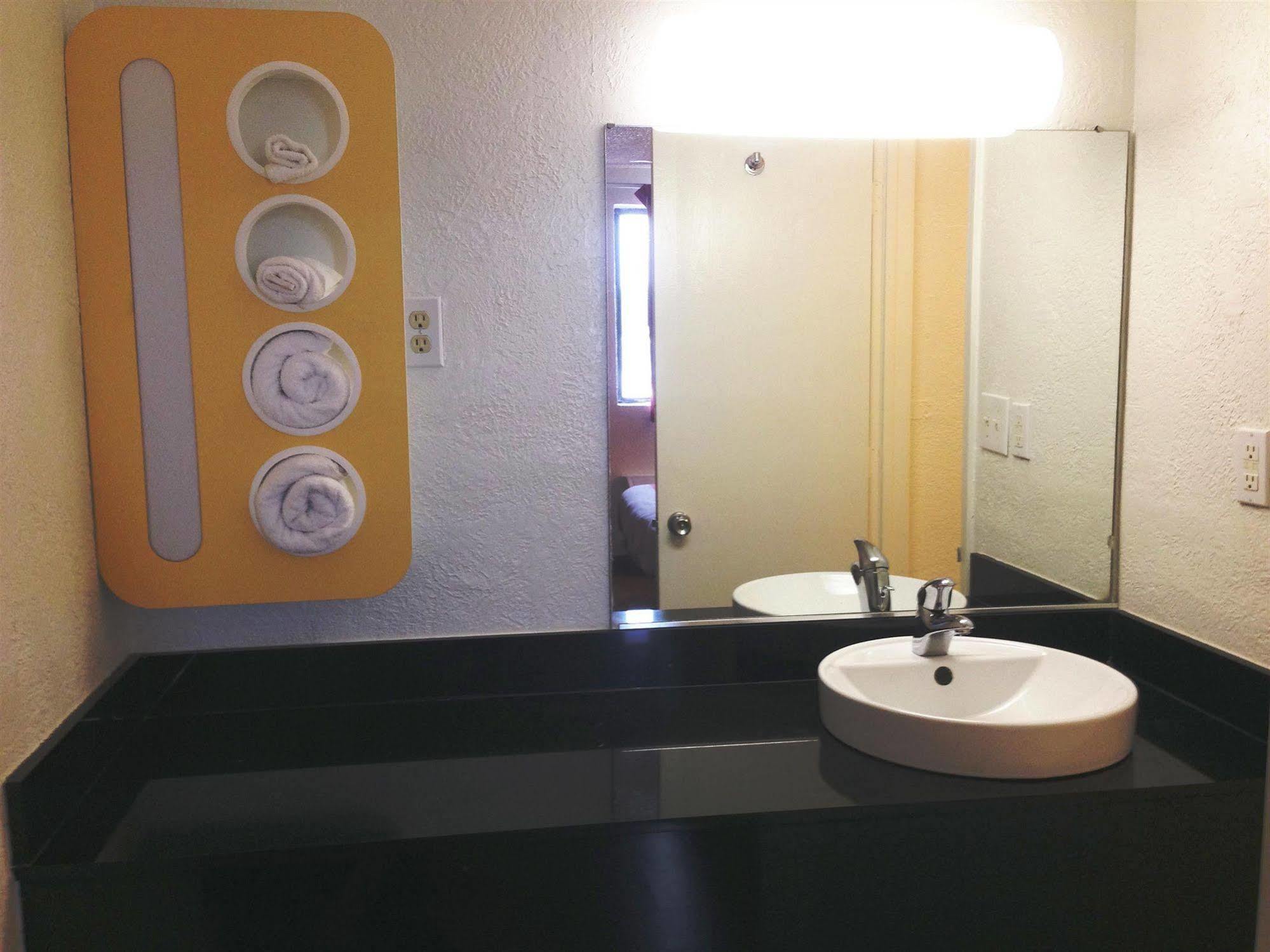 Motel 6-Oklahoma City, Ok - Frontier City Ngoại thất bức ảnh